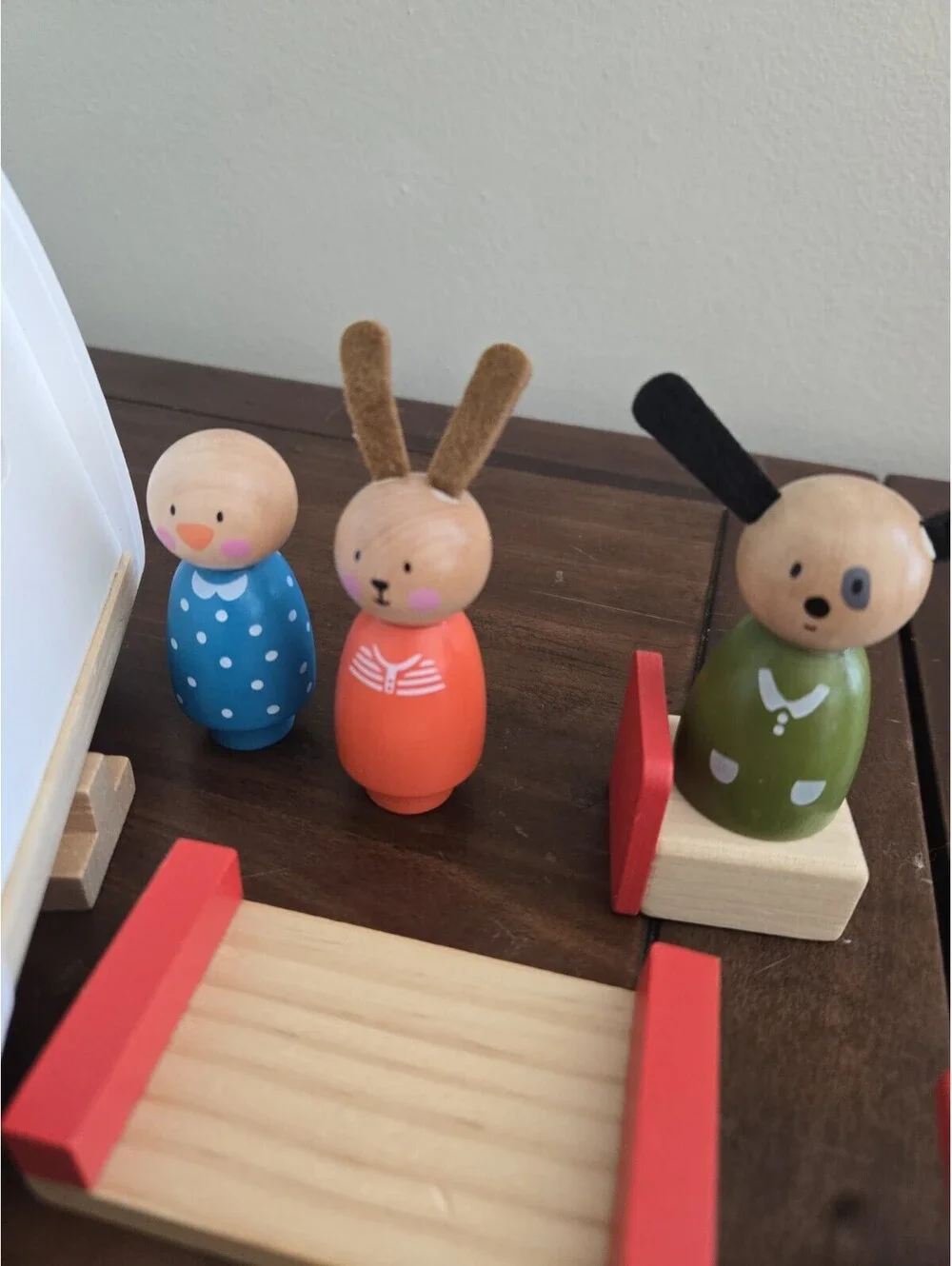 Moulin Roty La Grande Famille 4 Personaggi Wooden Toy Caravan Montessori France